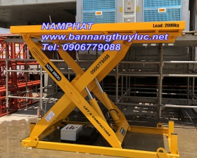 BÀN NÂNG 2000KG LẮP TẠI Q 8